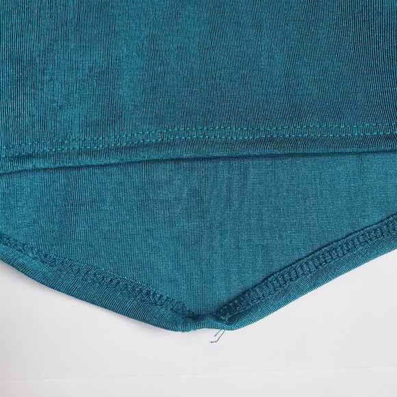 Slinky Crop Top Teal Green Ribbed Keyhole Cutout Neckline Athleisure Coquette - Picture 3 of 6